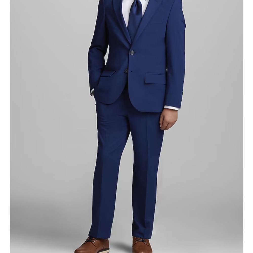 Jos. A. Bank Boys Blue Suit size 16